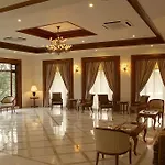 Golden Landmark Resort
