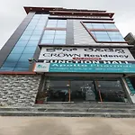 Oyo 9544 Hotel Crown Residency