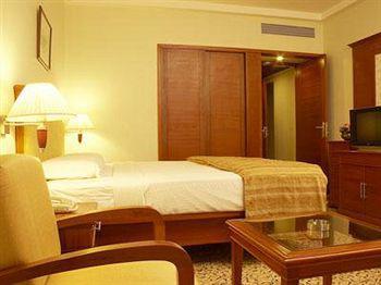Golden Landmark Resort 4*