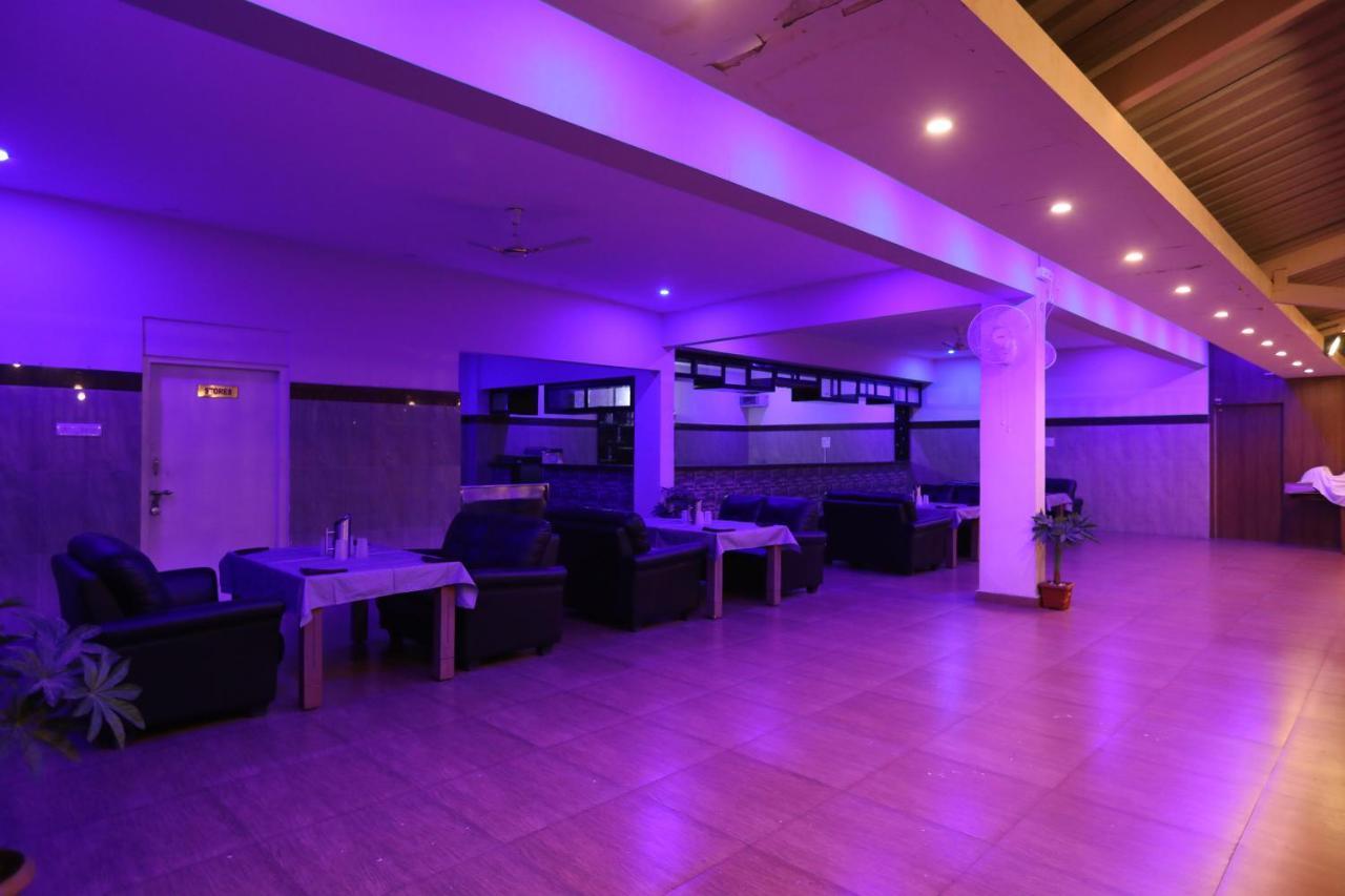 Townhouse J K Golden Embassy 3*