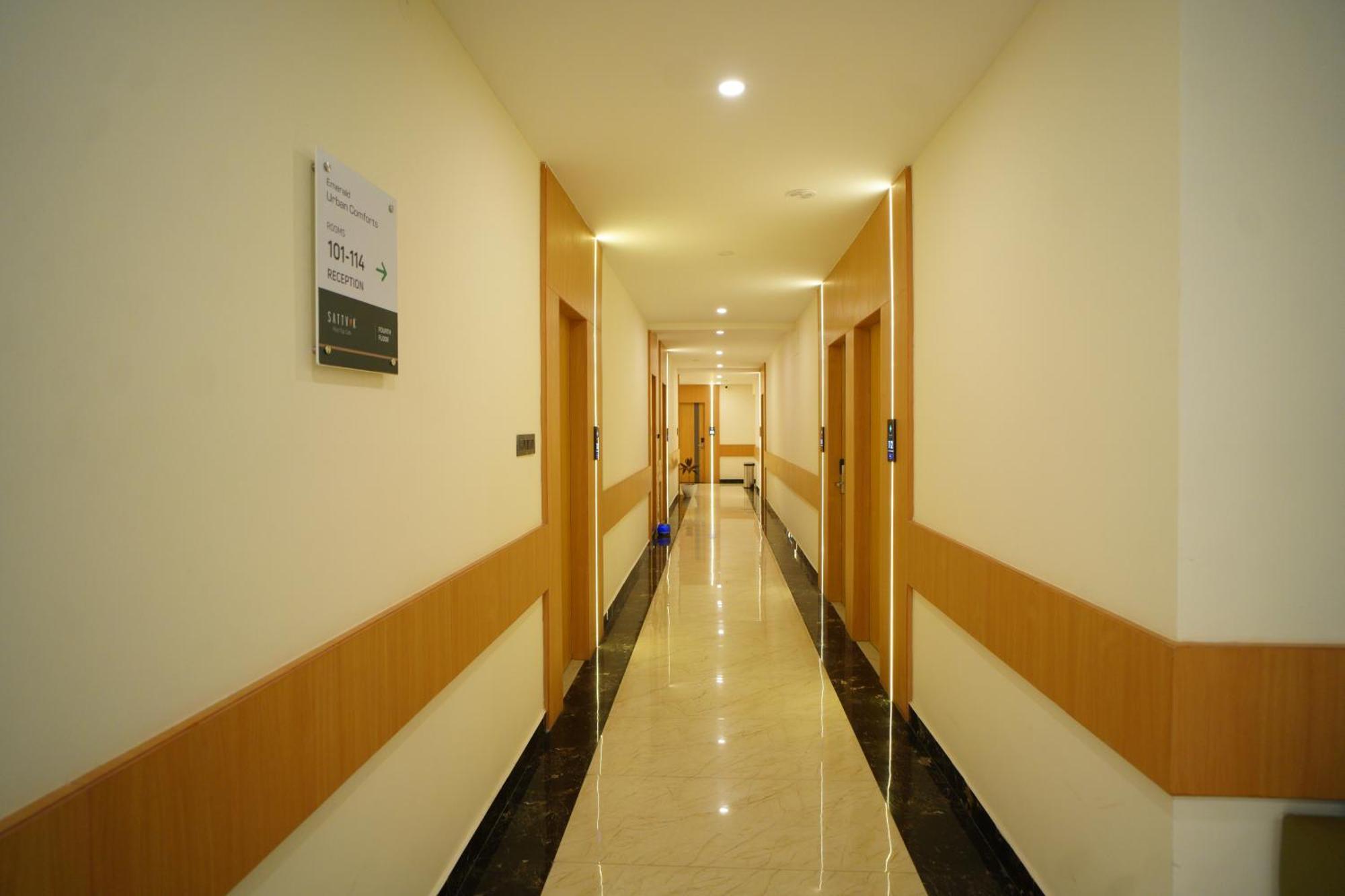 Emerald Urban Comforts Hotel