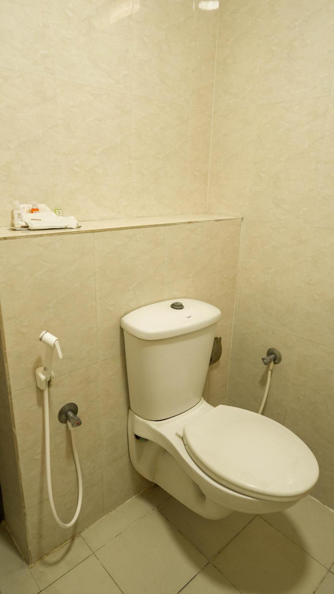 Yashaswi Comforts Hotel 3*