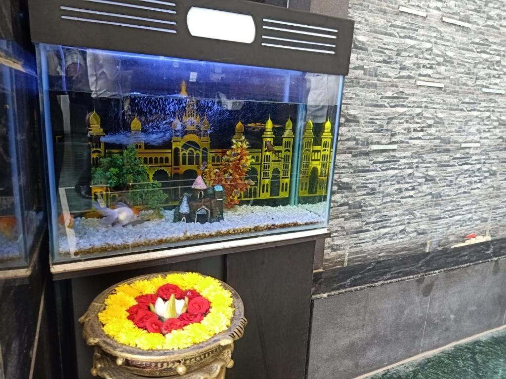 Hotel Sak Royal Residency 2 Kms From Palace