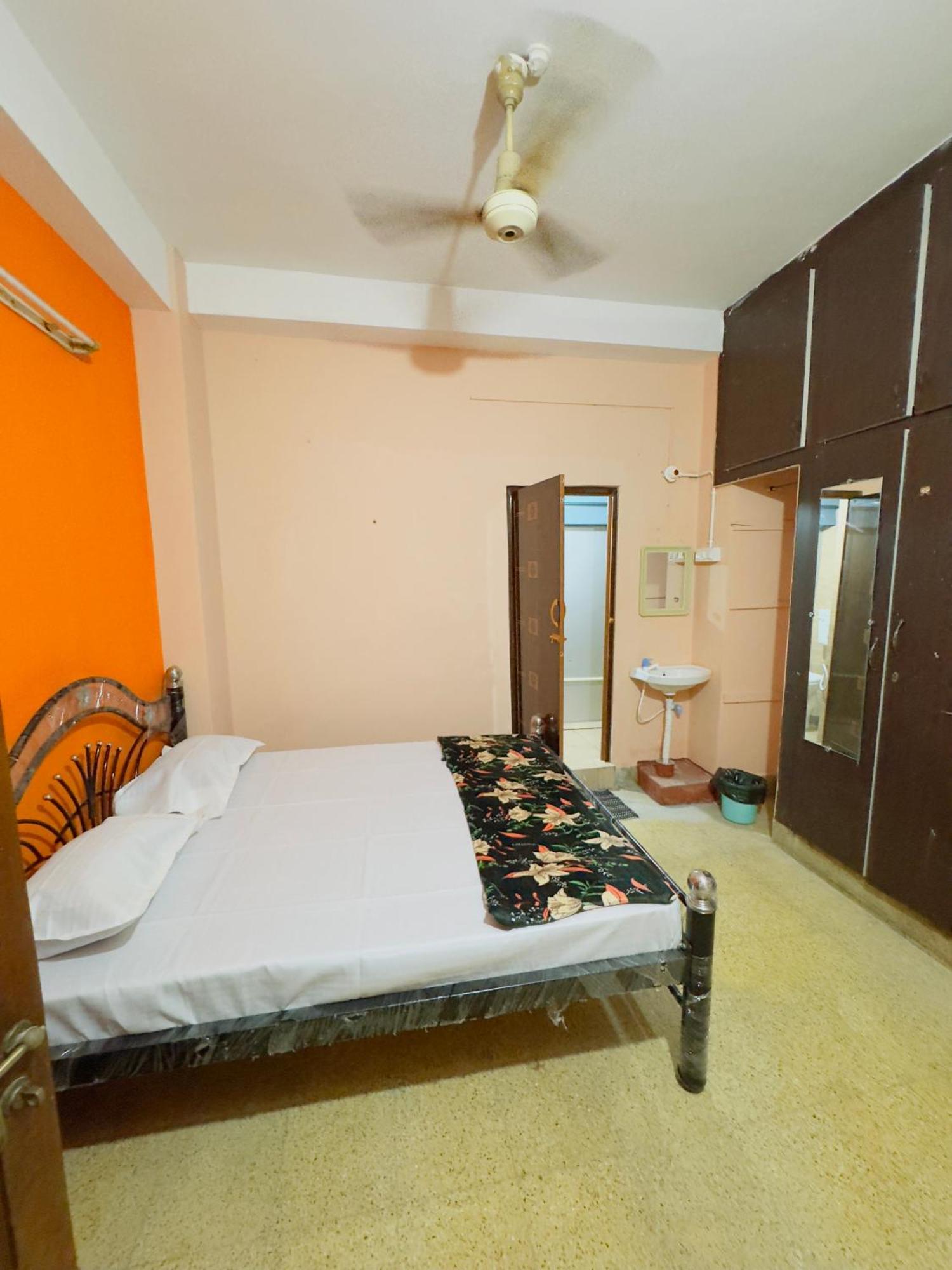Hotels-sgh Hostel Mysore