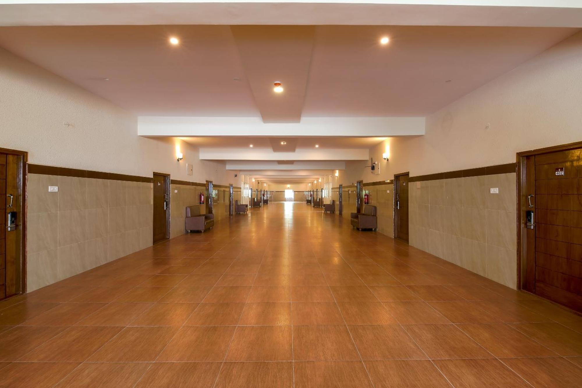 Hotel Townhouse J K Golden Embassy 3*