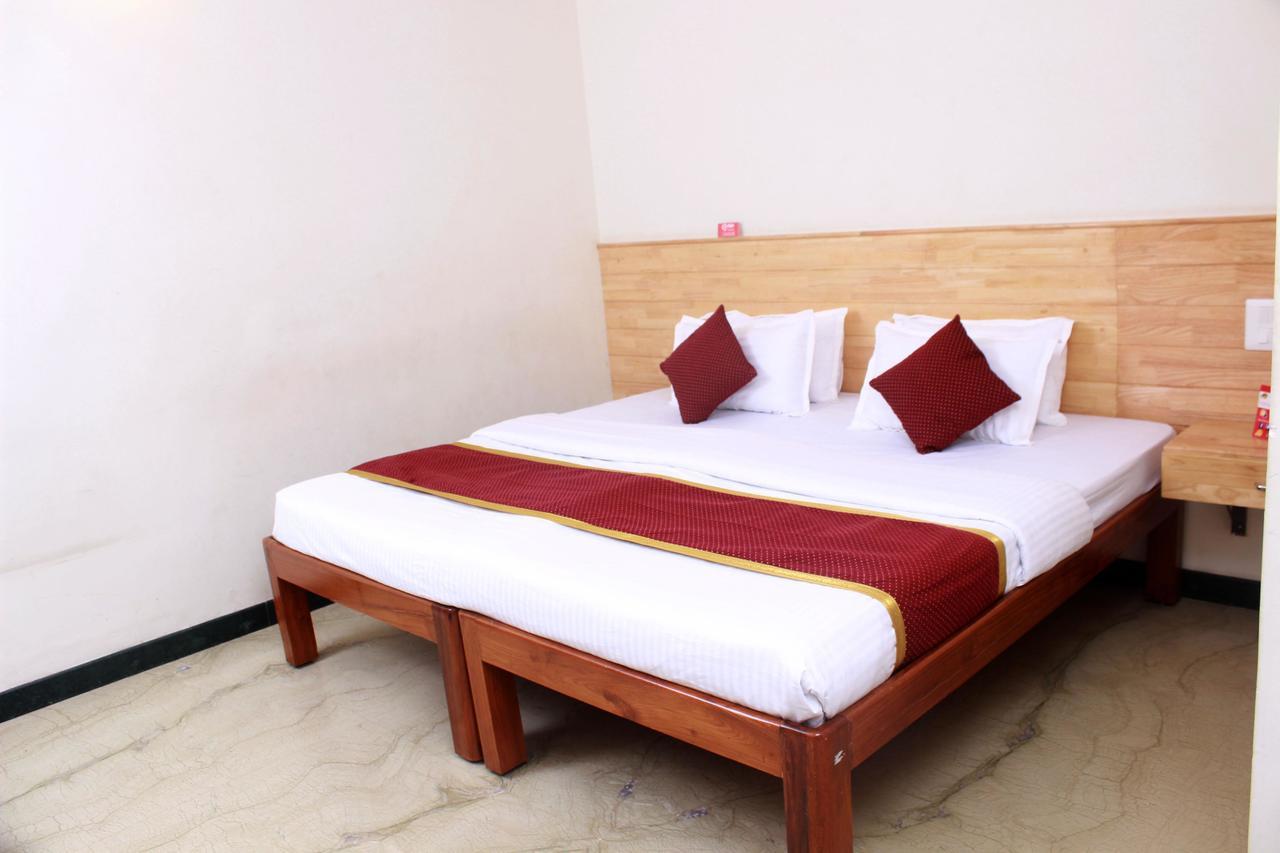 Hotel Oyo 1900 Olive Residency