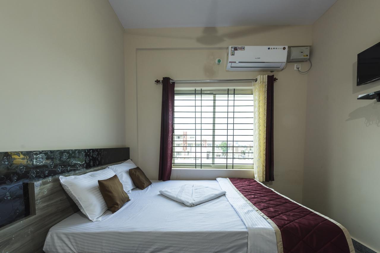 Hotel Oyo 9544 Crown Residency Mysore