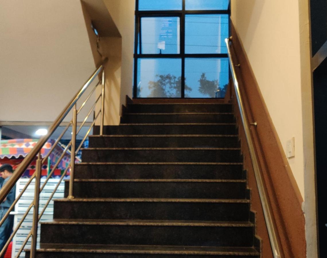 Suvarna Suits Hotel