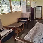 Golden Nest Home Stay