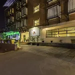 Treebo Trend Spektrum Suites