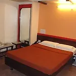Mannars Residency