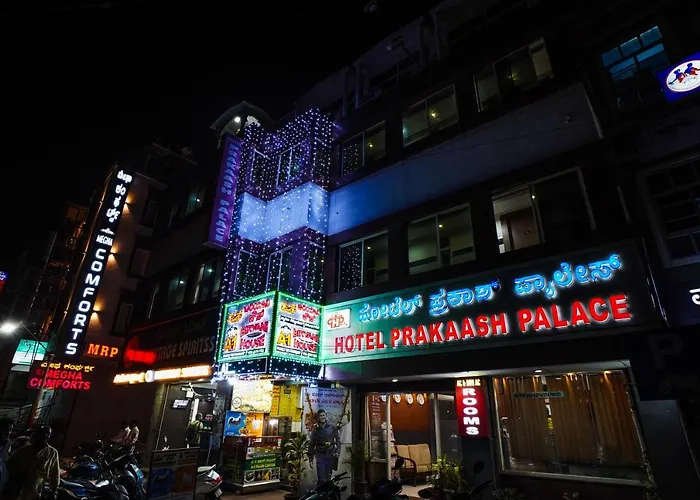 Hotel Prakaash Palace