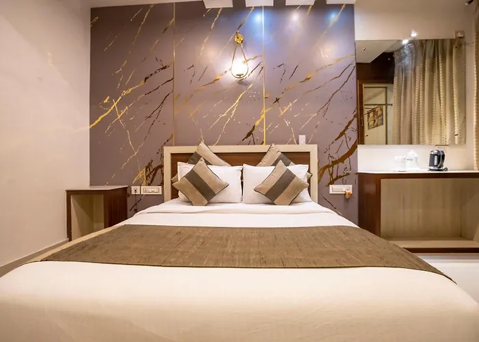 Aishwarya Suites