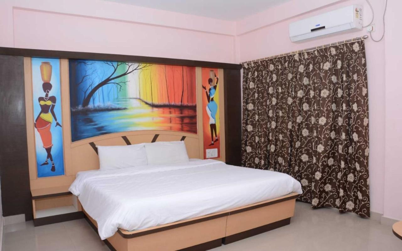 Kalyani Hotel