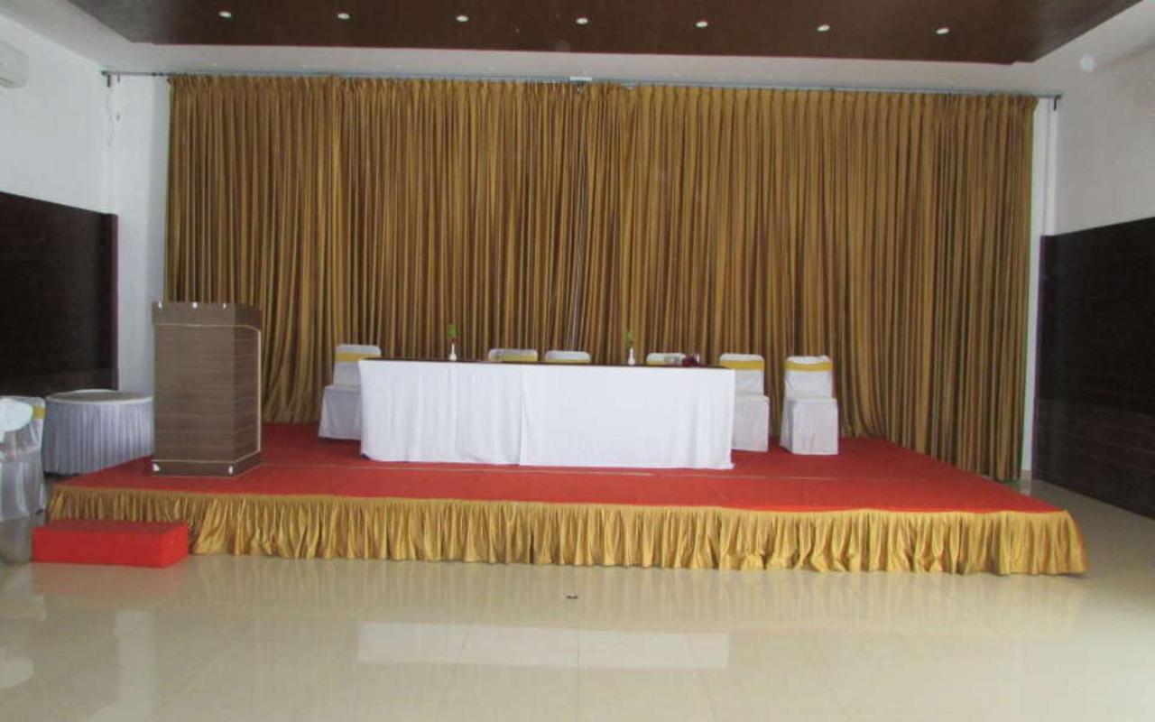 Kalyani Hotel 2*