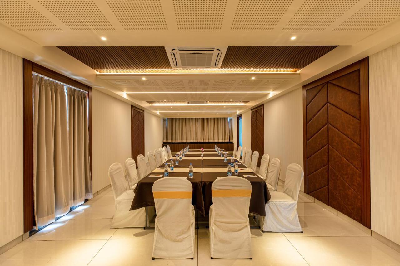 M Pro Palace - 12 Minutes To Palace 3* Mysore