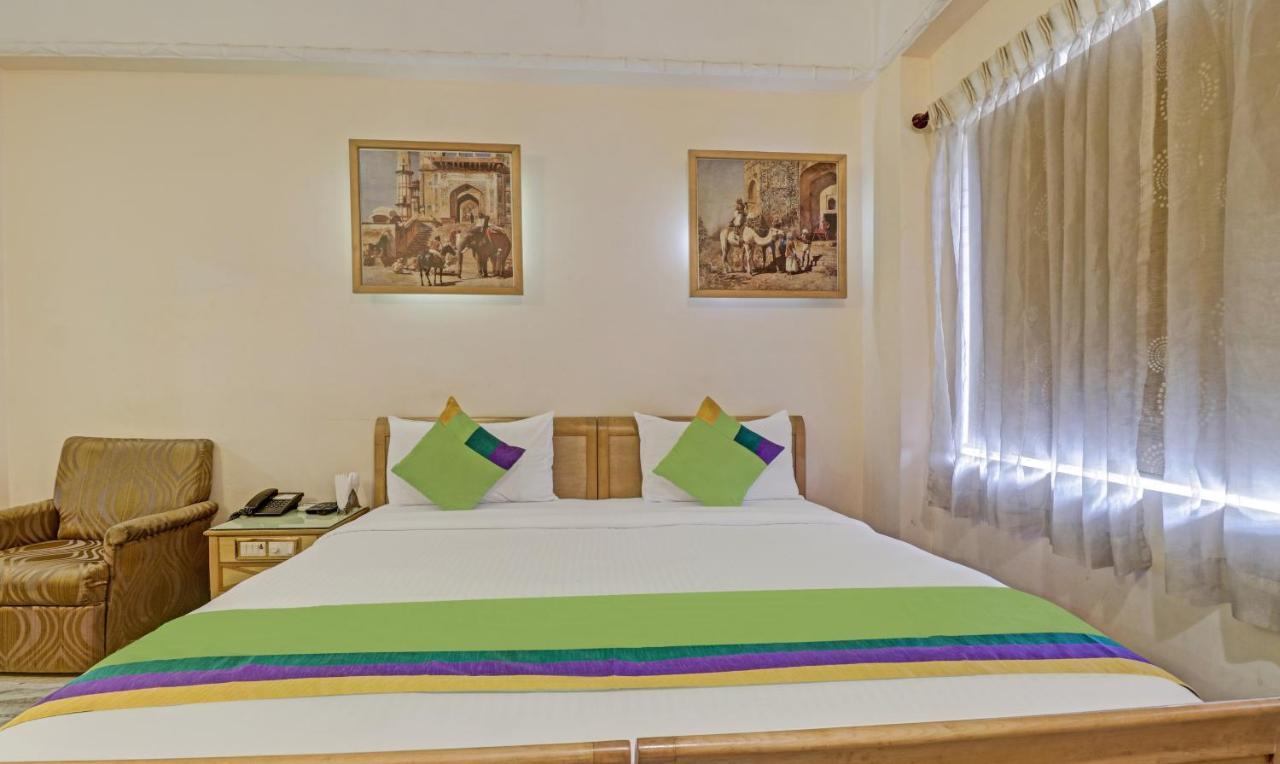 Treebo Komfort Suites, 3 Km From Palace 3*