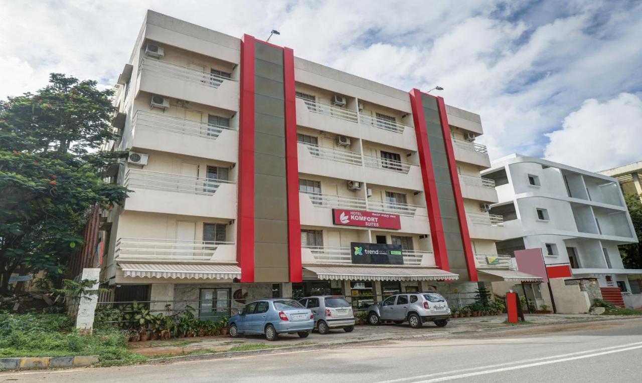Treebo Komfort Suites, 3 Km From Palace Hotel