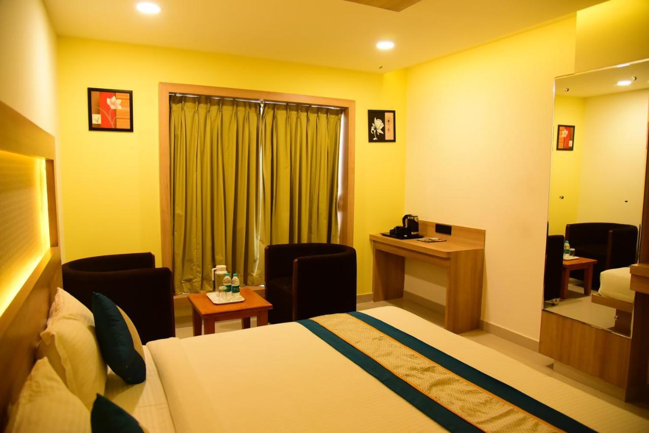 Q ! Star Hotel 3*