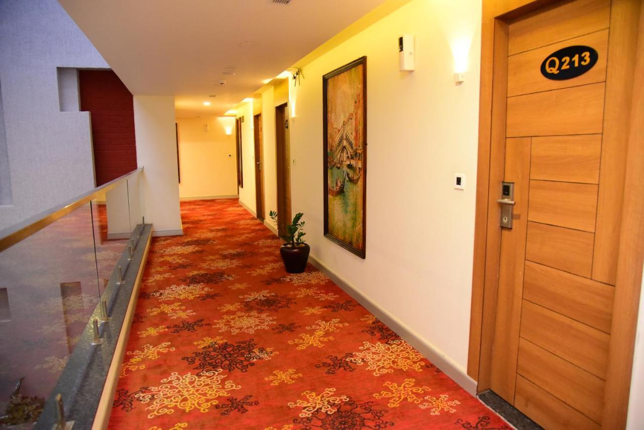 Hotel Q ! Star