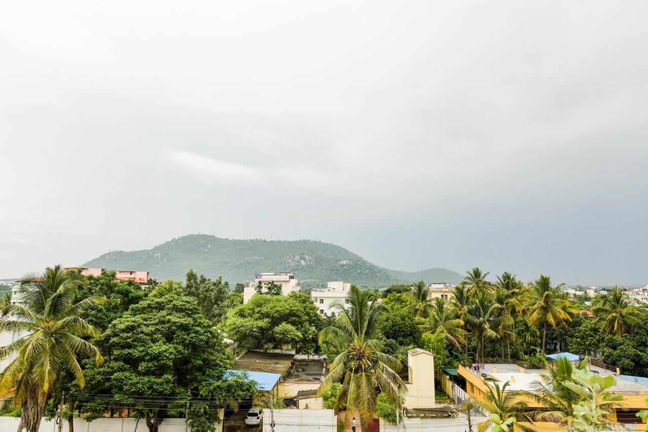 Hotel Safari Quest Mysore