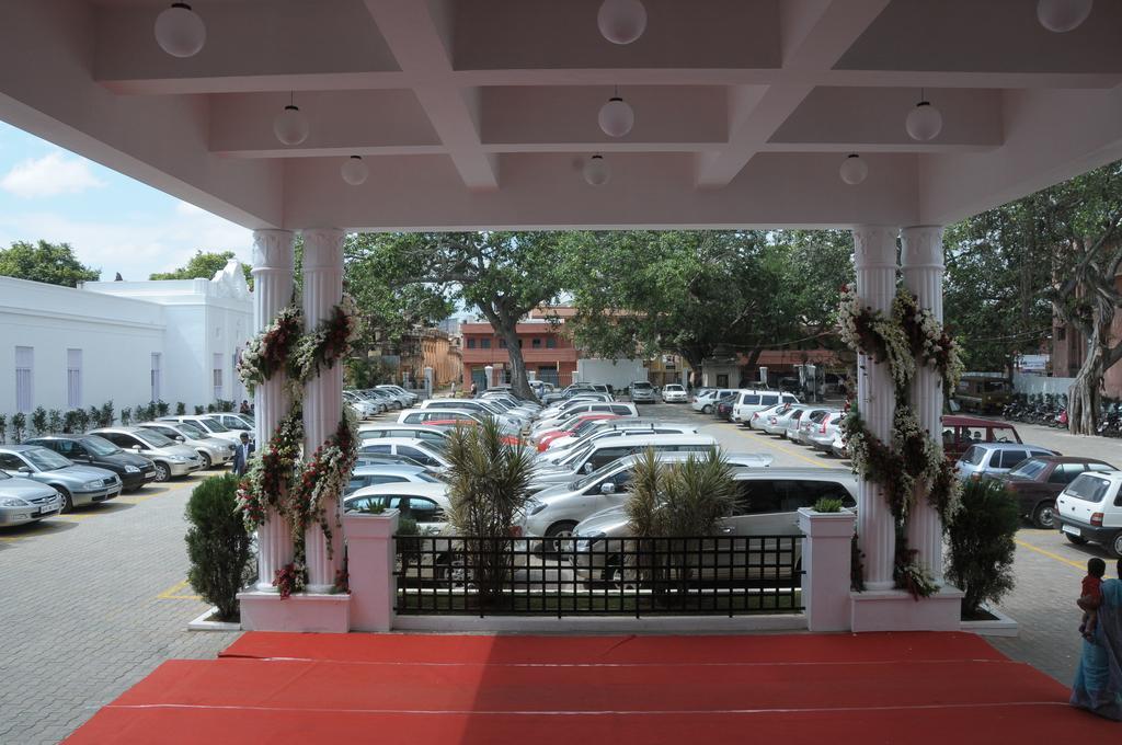 The Viceroy Comforts Mysore