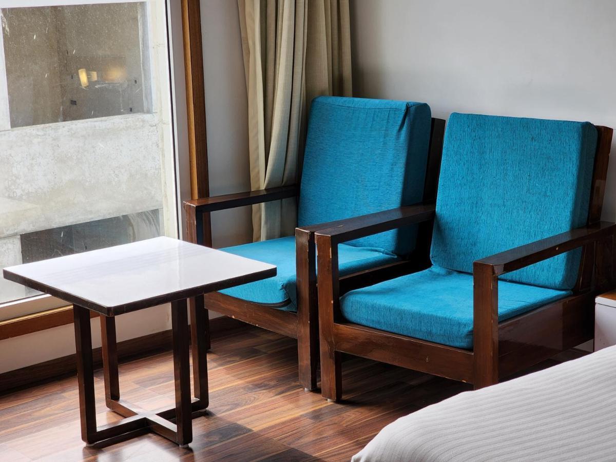 Hotel Preethi International 3*