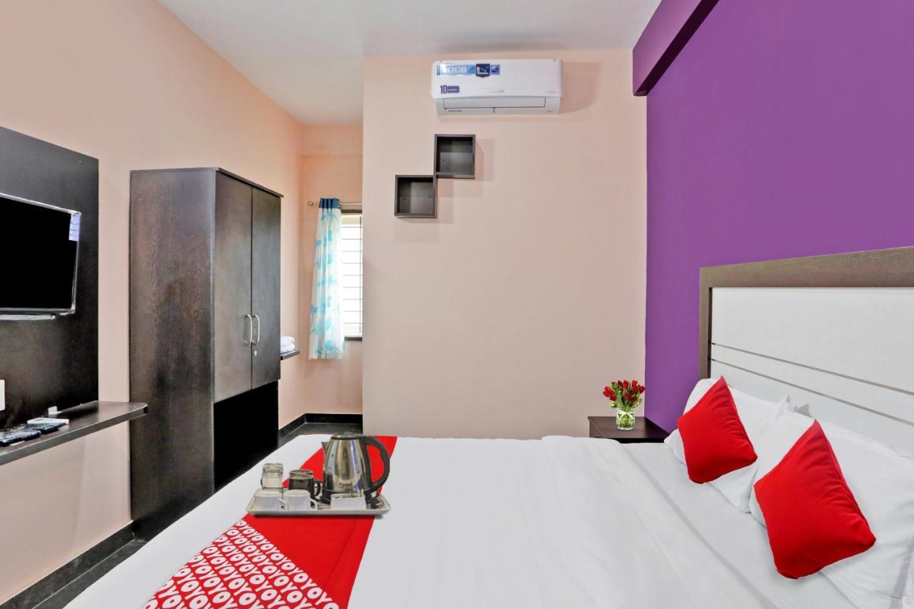 Flagship 93452 The Runway Hotel Mysore