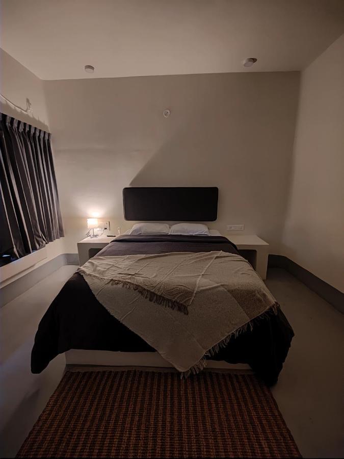 Inn Tropicopia *