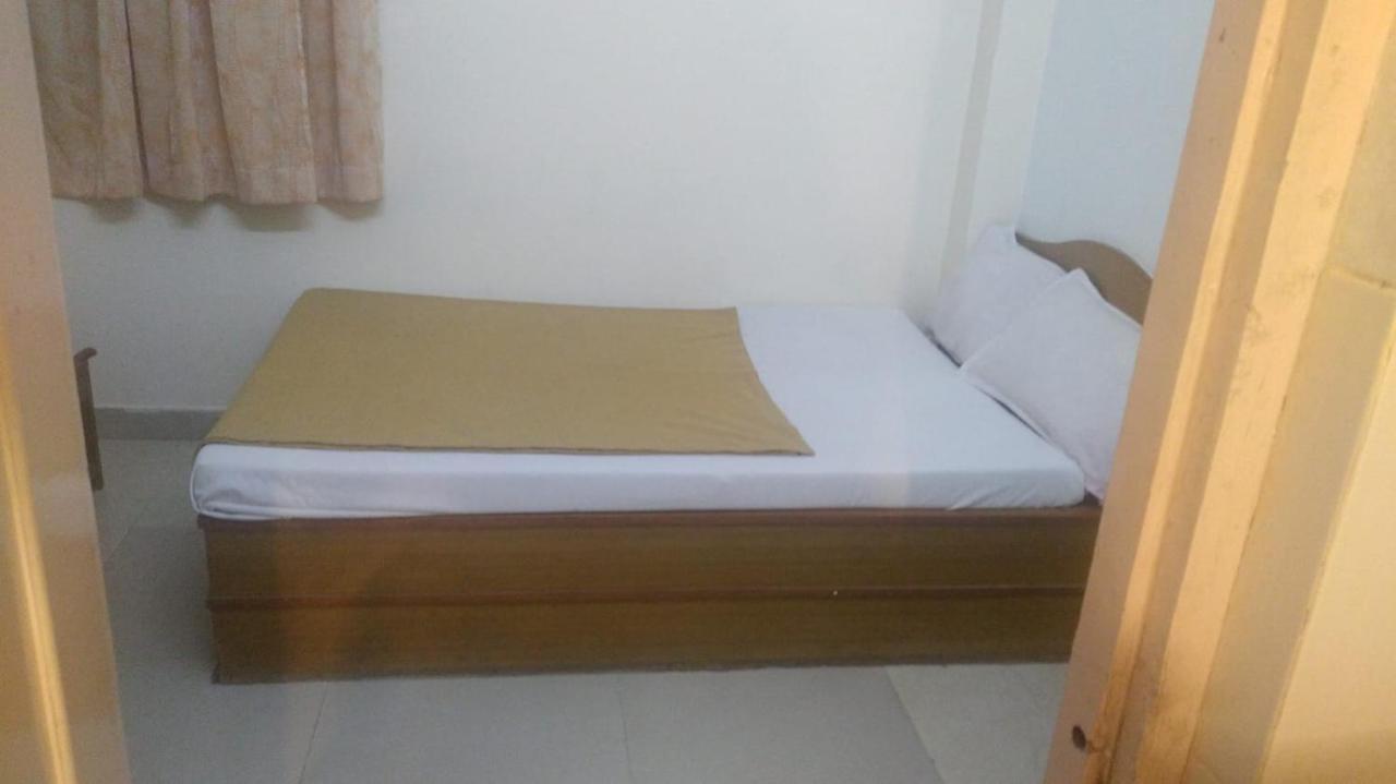 Mahalakshmi Hotel