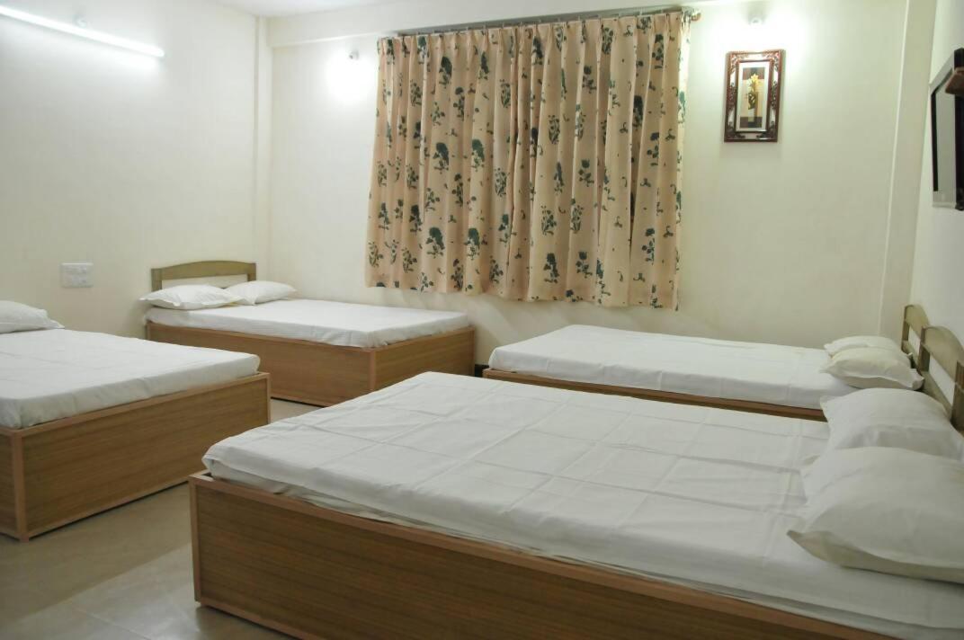 Mahalakshmi Hotel
