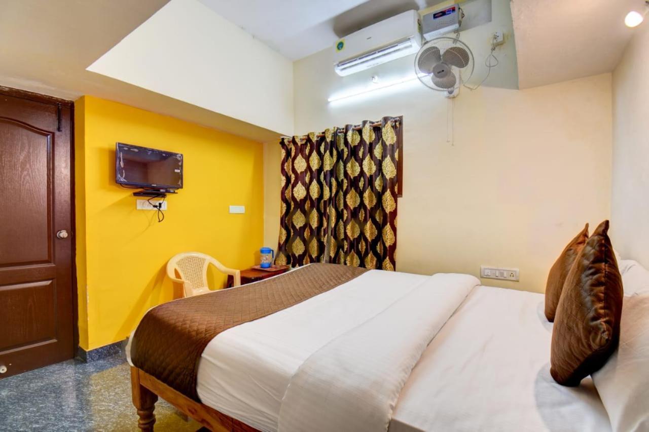 Sunrise - Urban Express Guest house Mysore