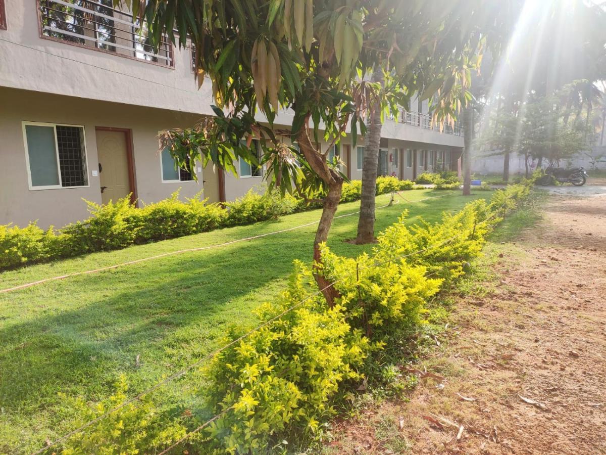 Hotel Yeshwitha Residency Mysore
