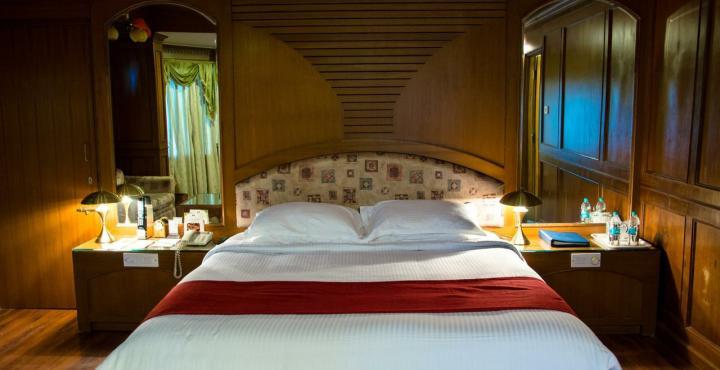 Sandesh The Hotel