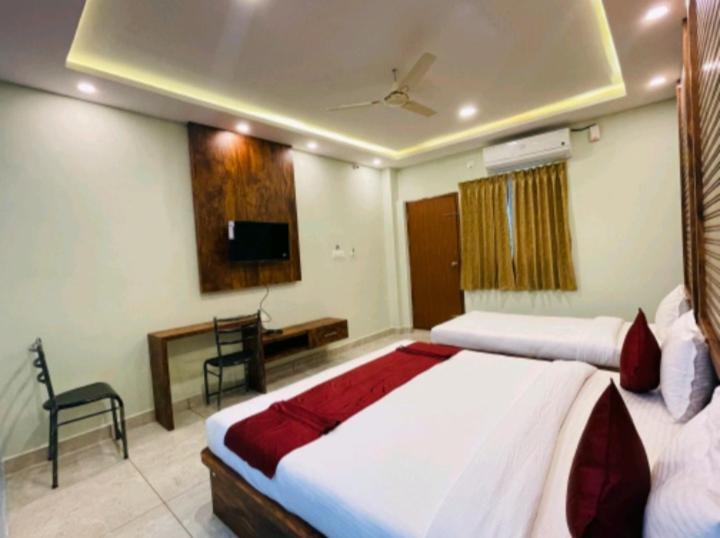 Hotel Yashaswiny Recidency 3*