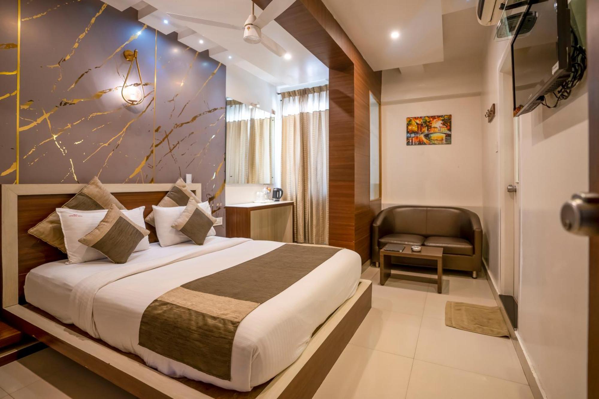 Lodge Aishwarya Mysore