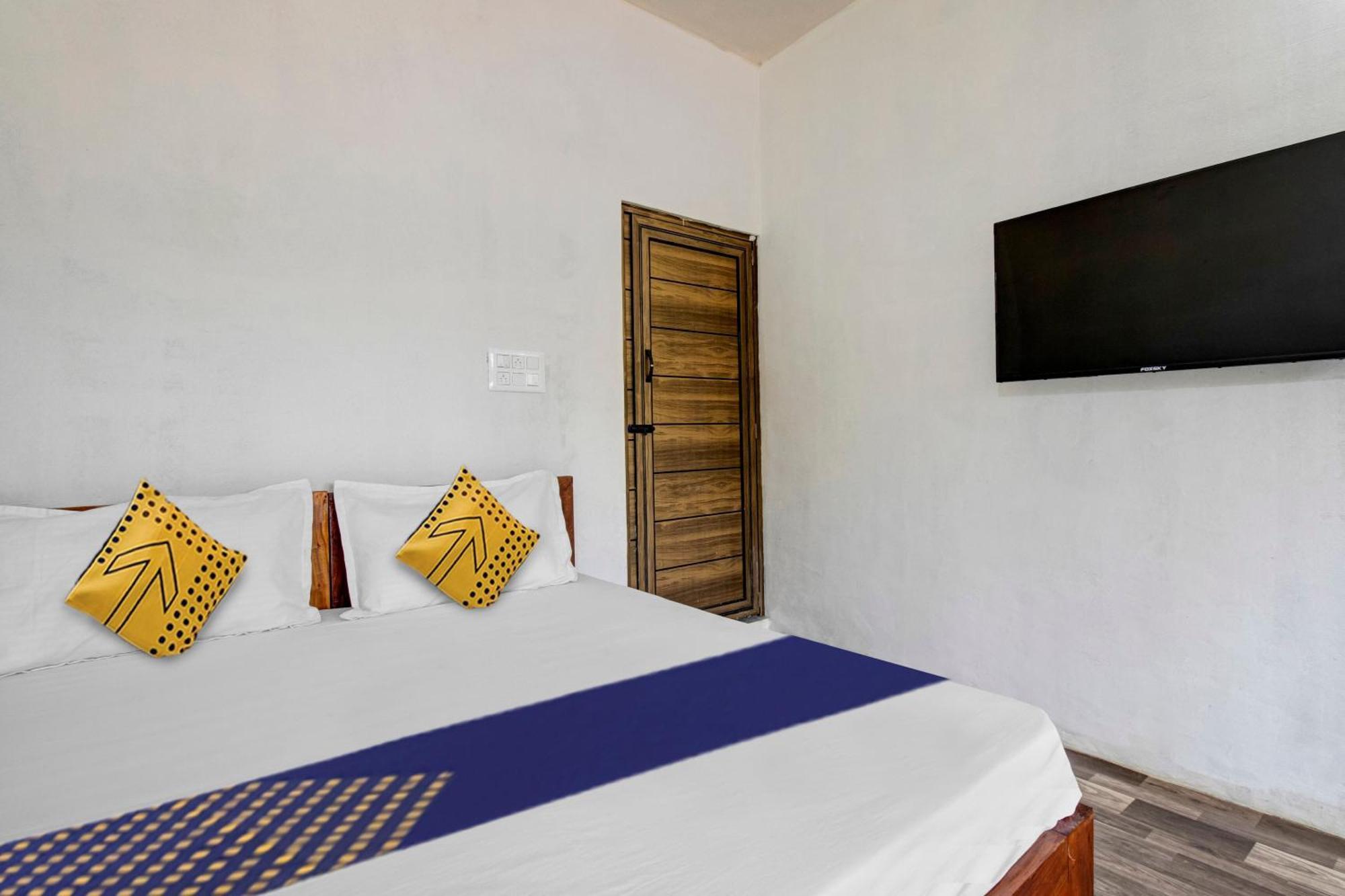 Oyo Mystic Mansion Hotel 3*