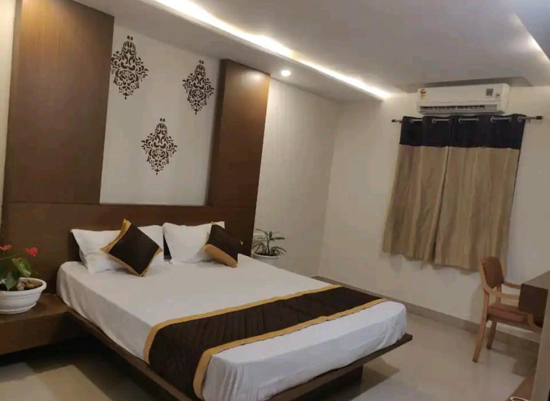 Happy Vibes 3 Bhk Service *