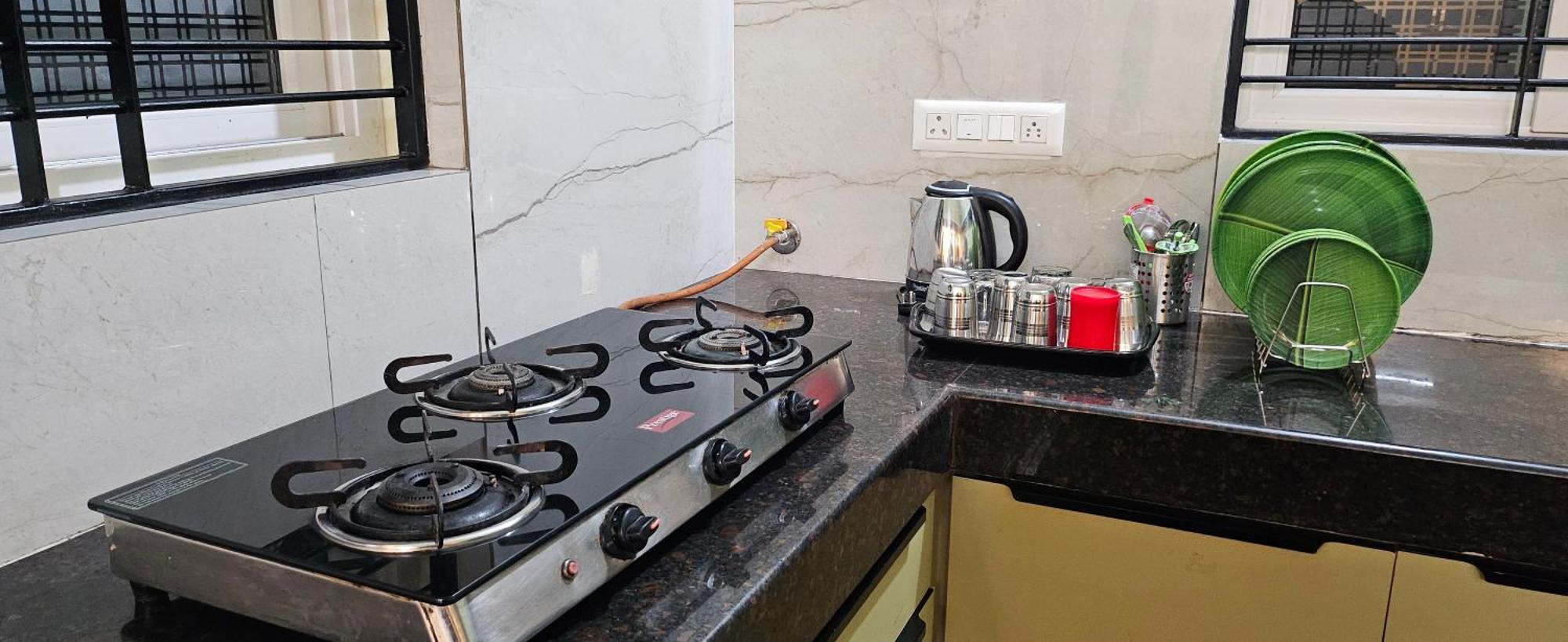 Ridhi Premium Service Apartment *