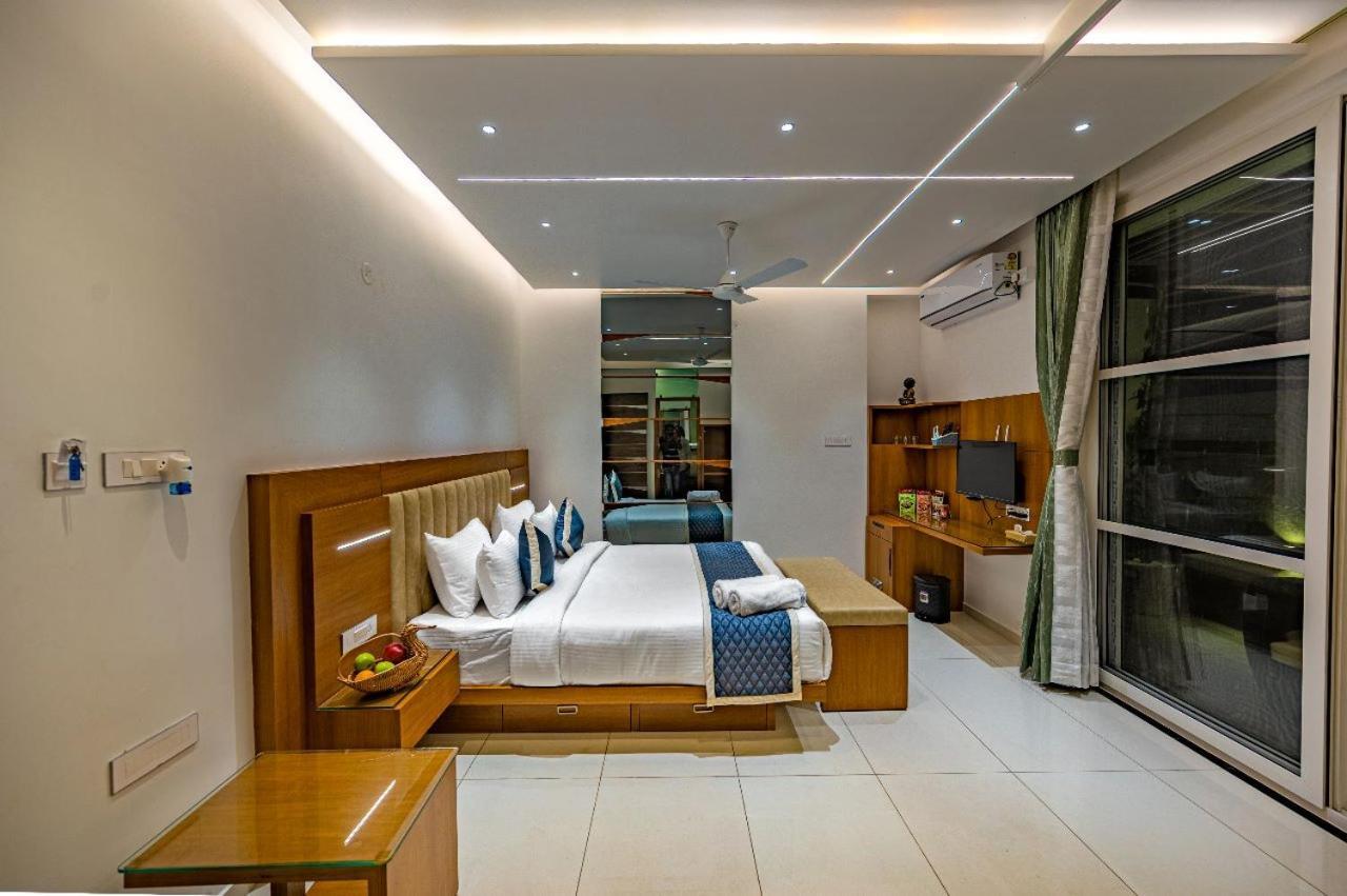 S R Luxury Mysore