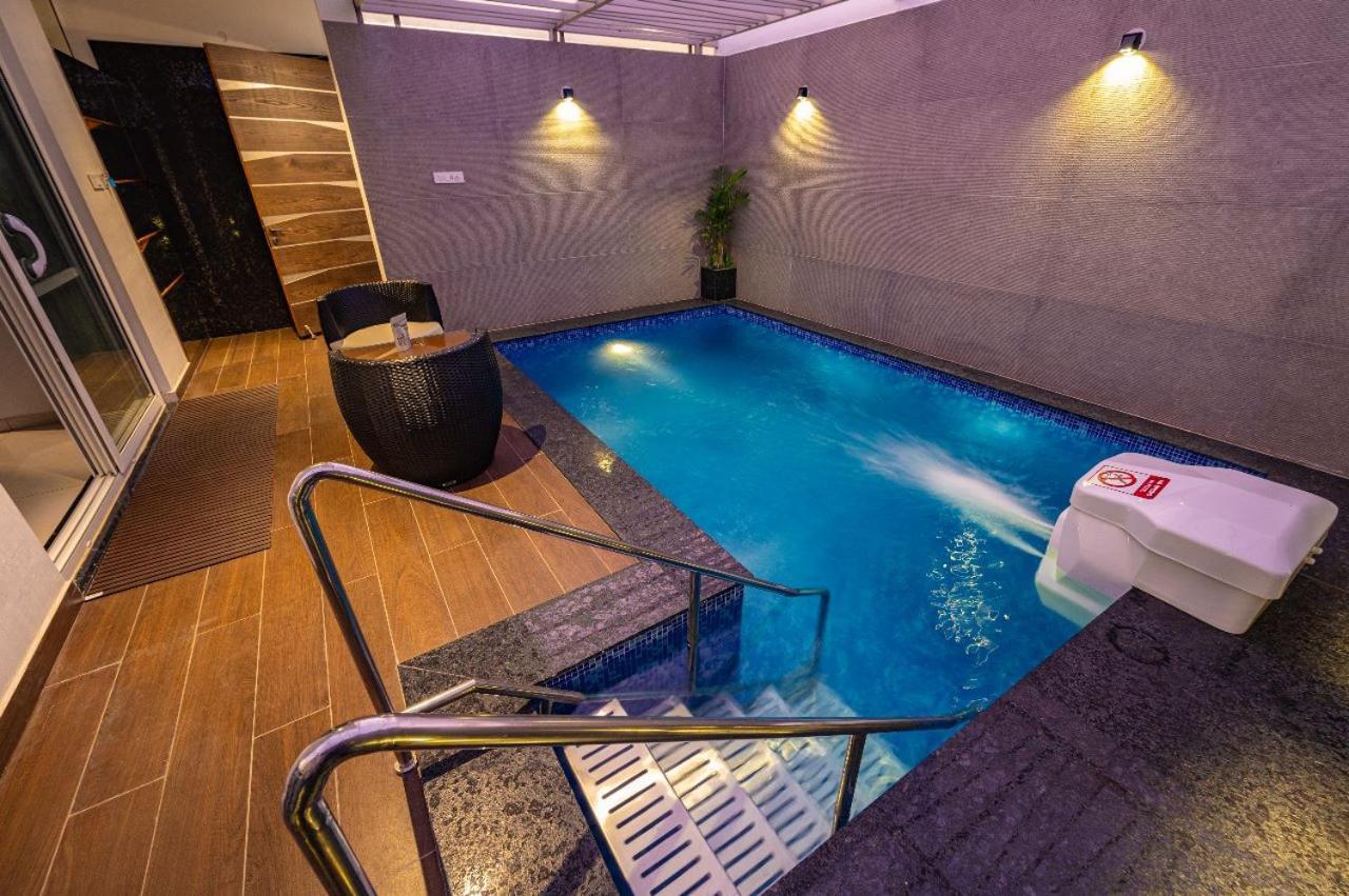 Lodge S R Luxury Mysore