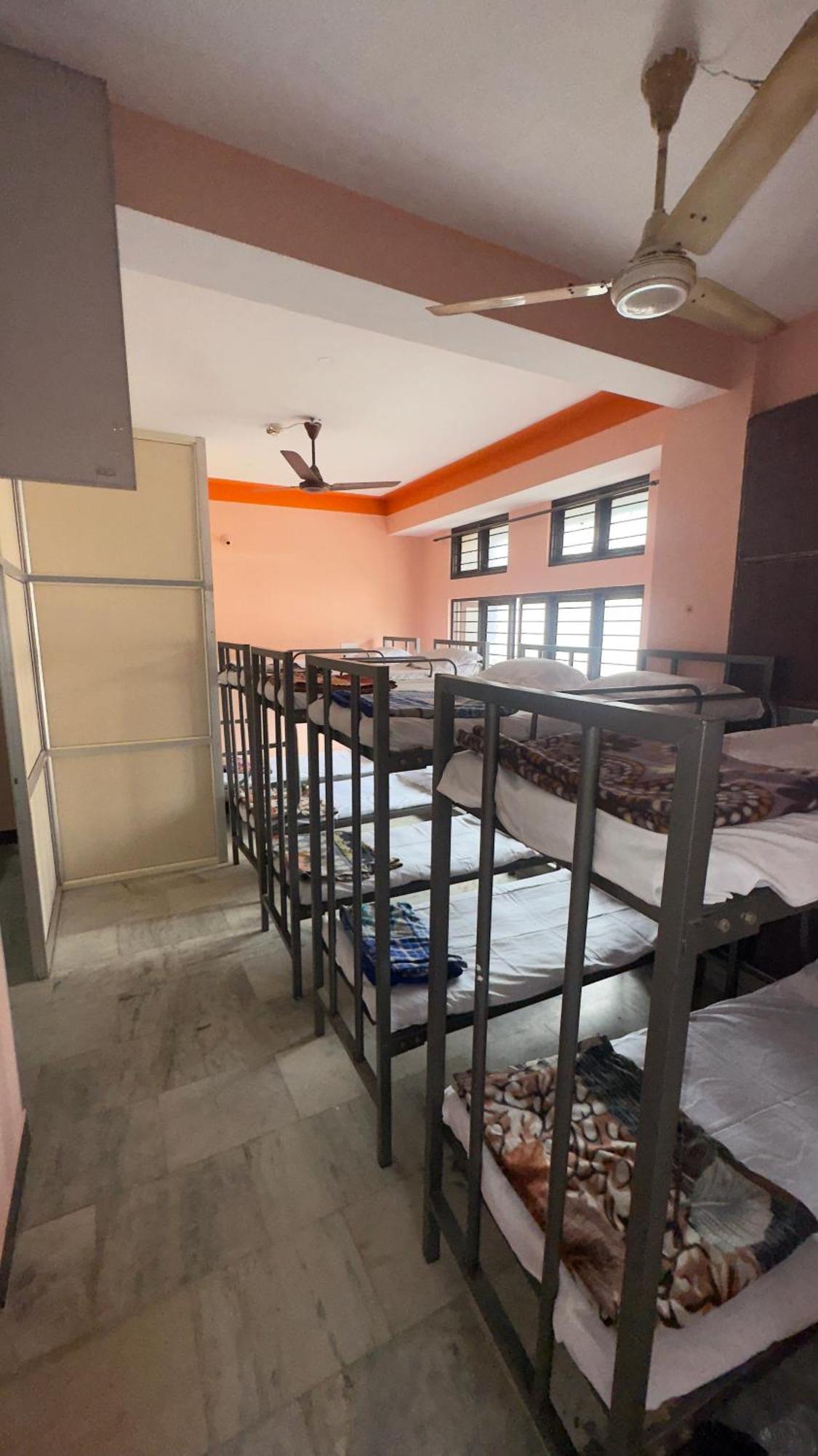 Hotels-sgh Hostel *