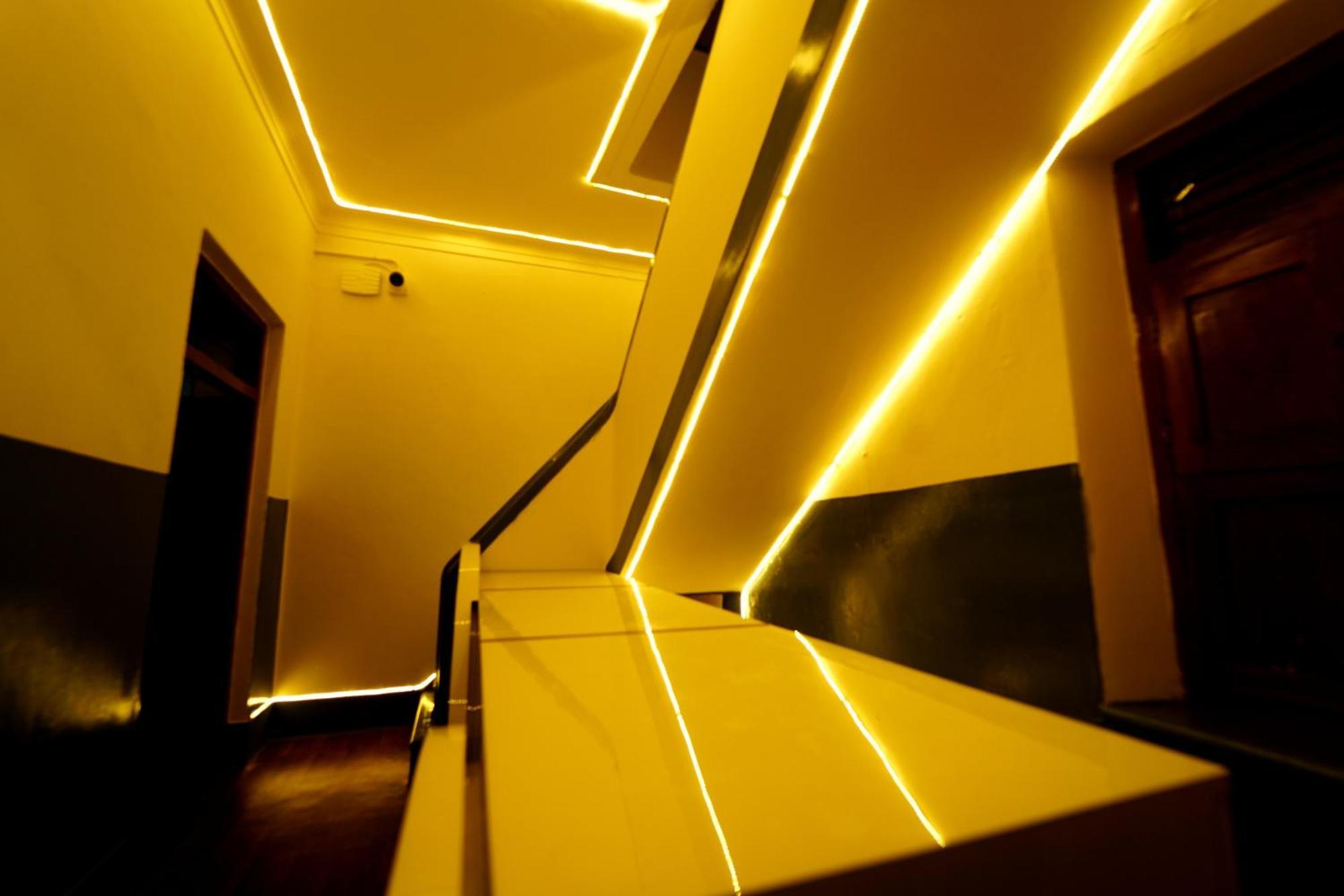 Leo Vishroam Hostel