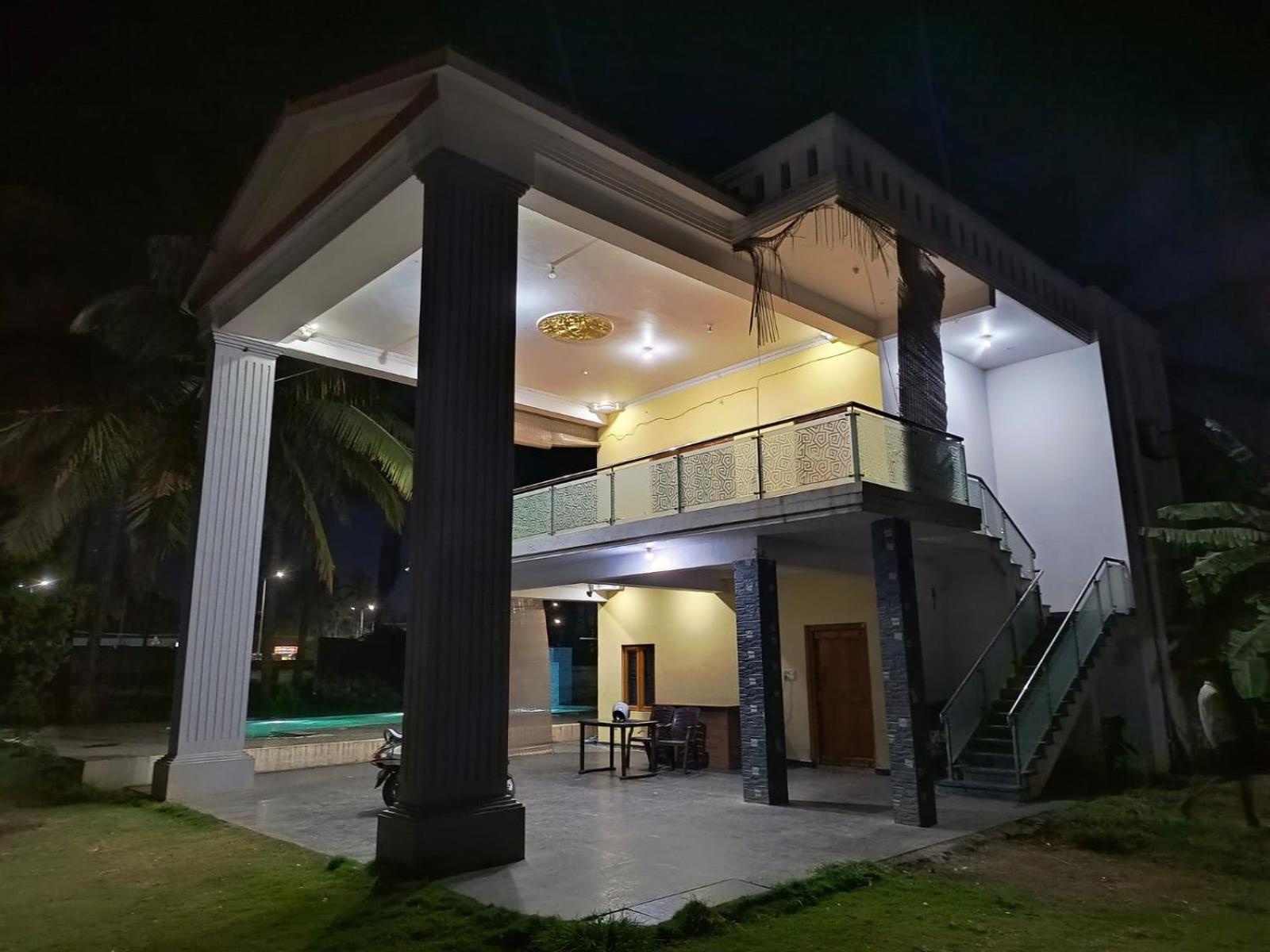 Bunglow With Pool *