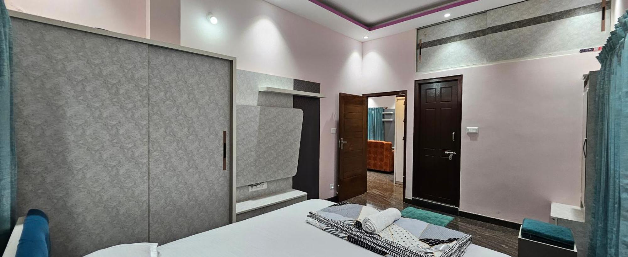 Krish Premium Service Apartment Mysore