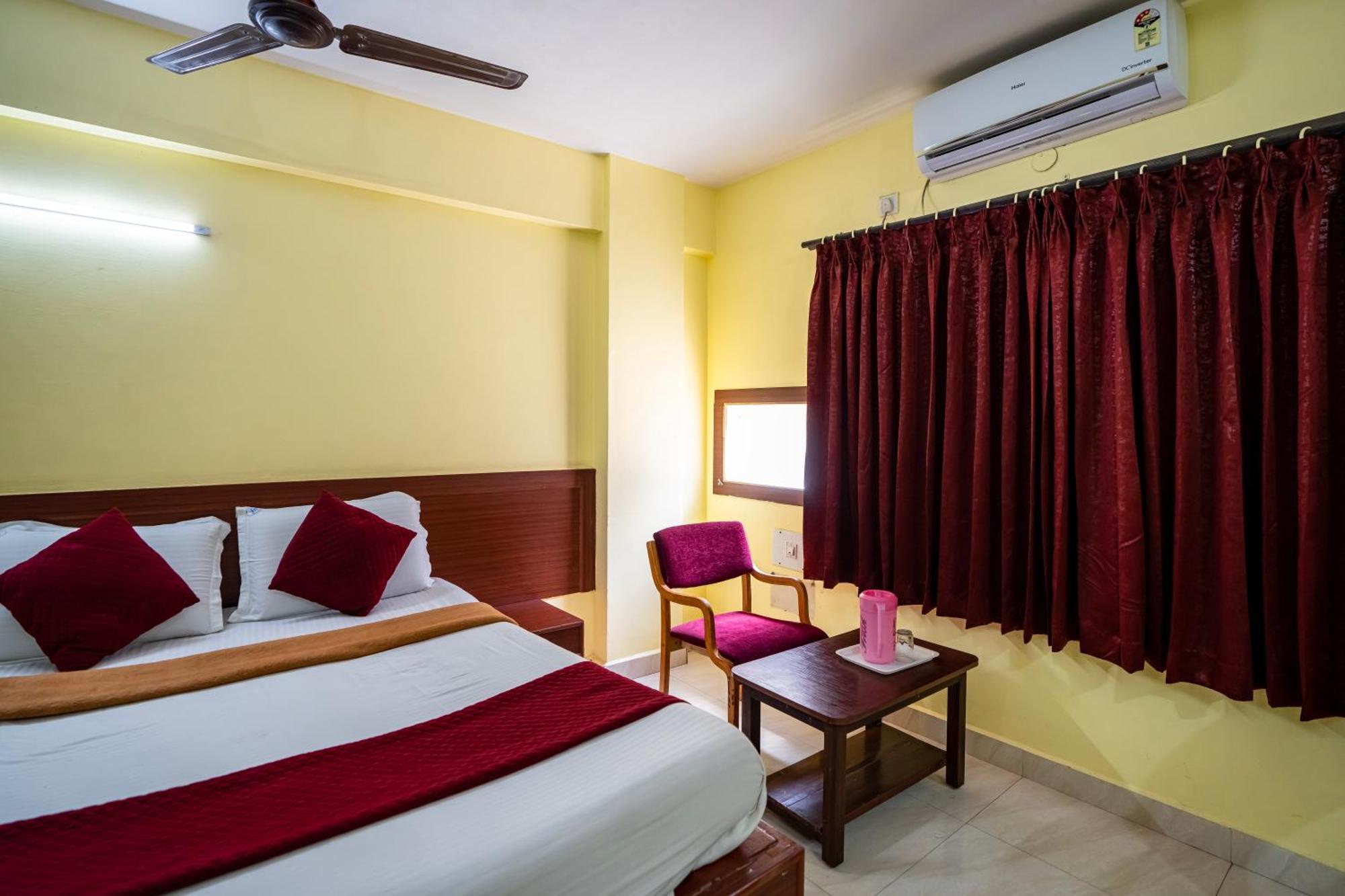 Vyshak Residency Hotel