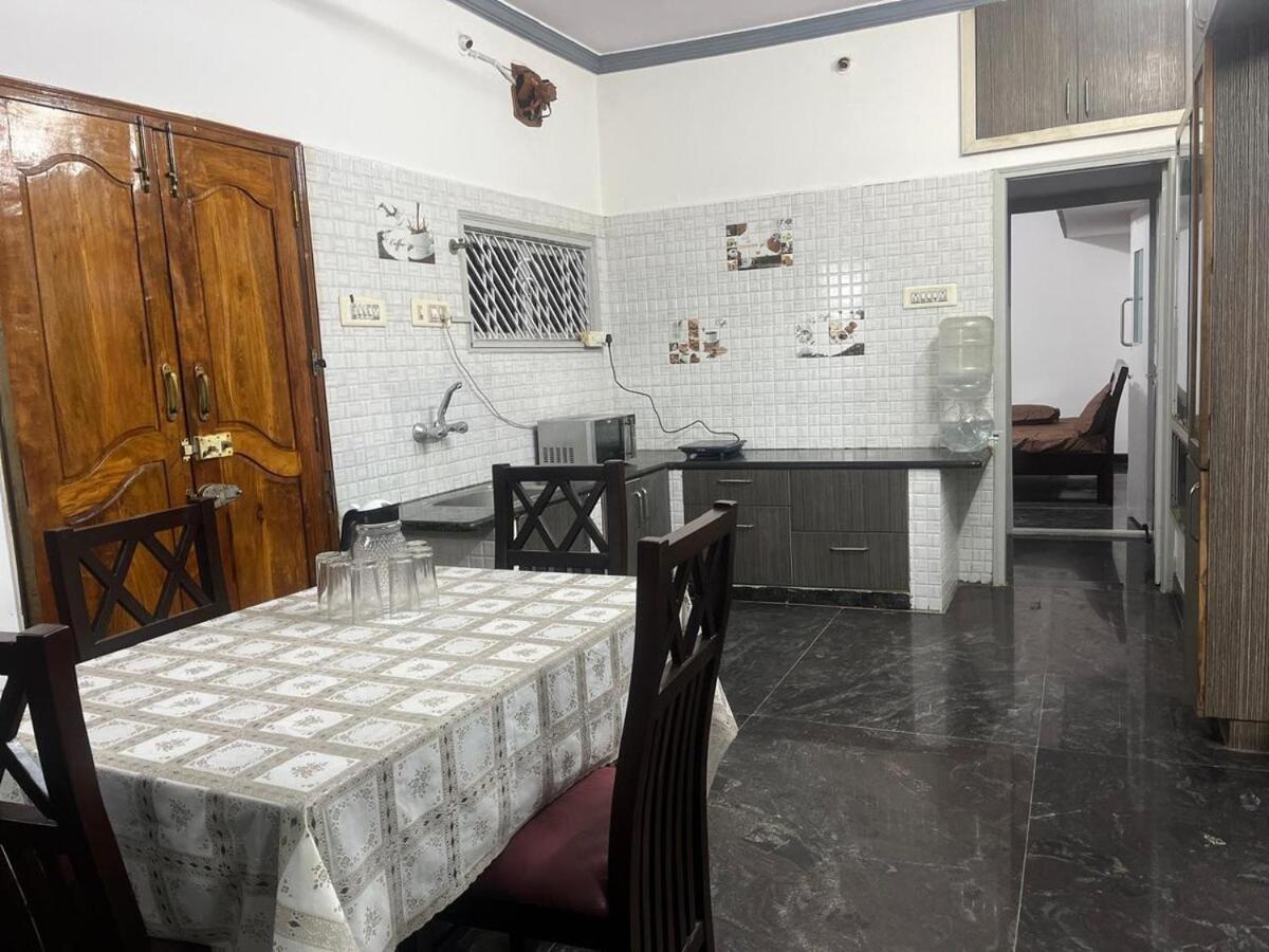 Apartment Kk Enclave, Service 2 *