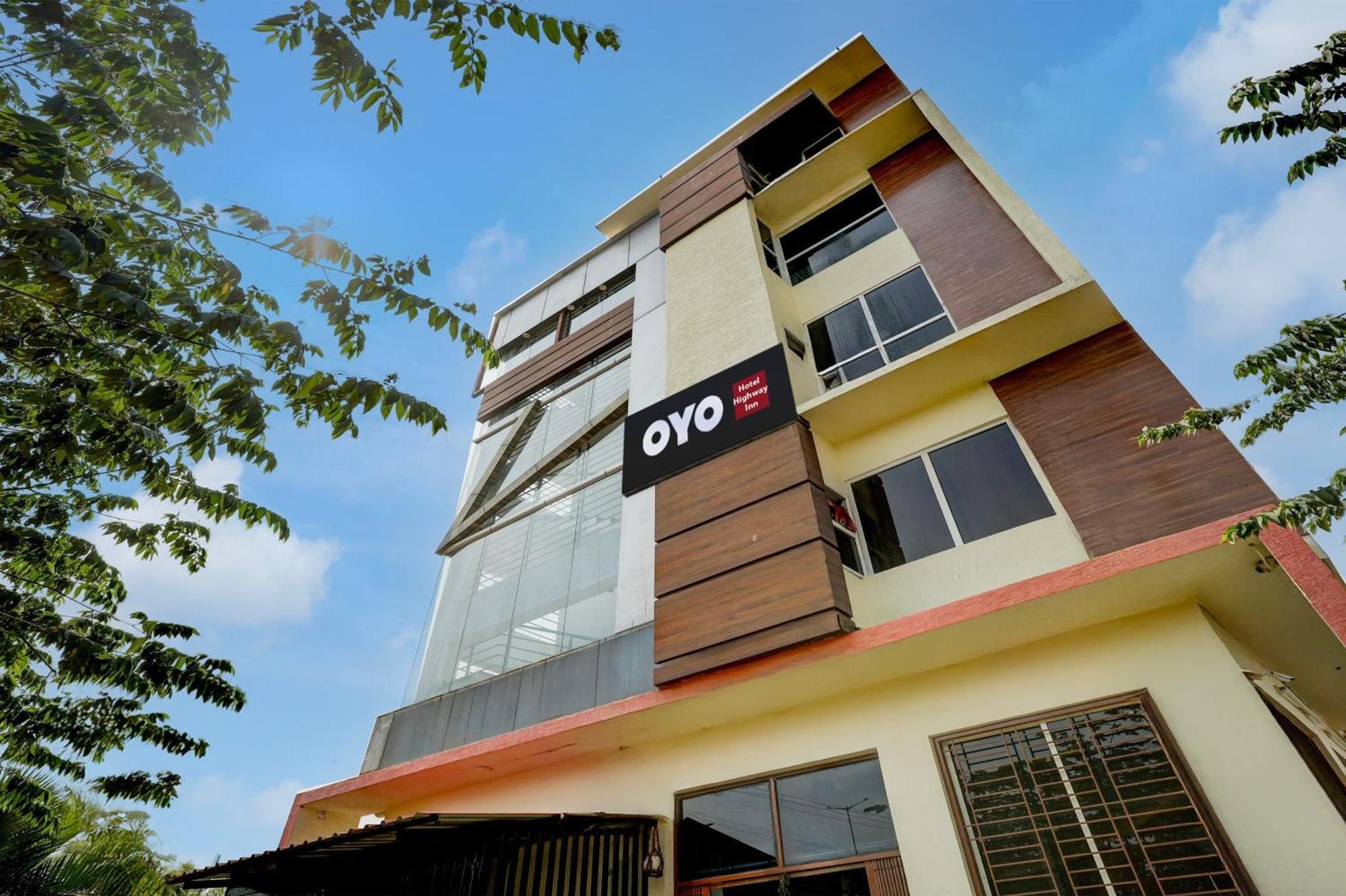 Hotel O Highway