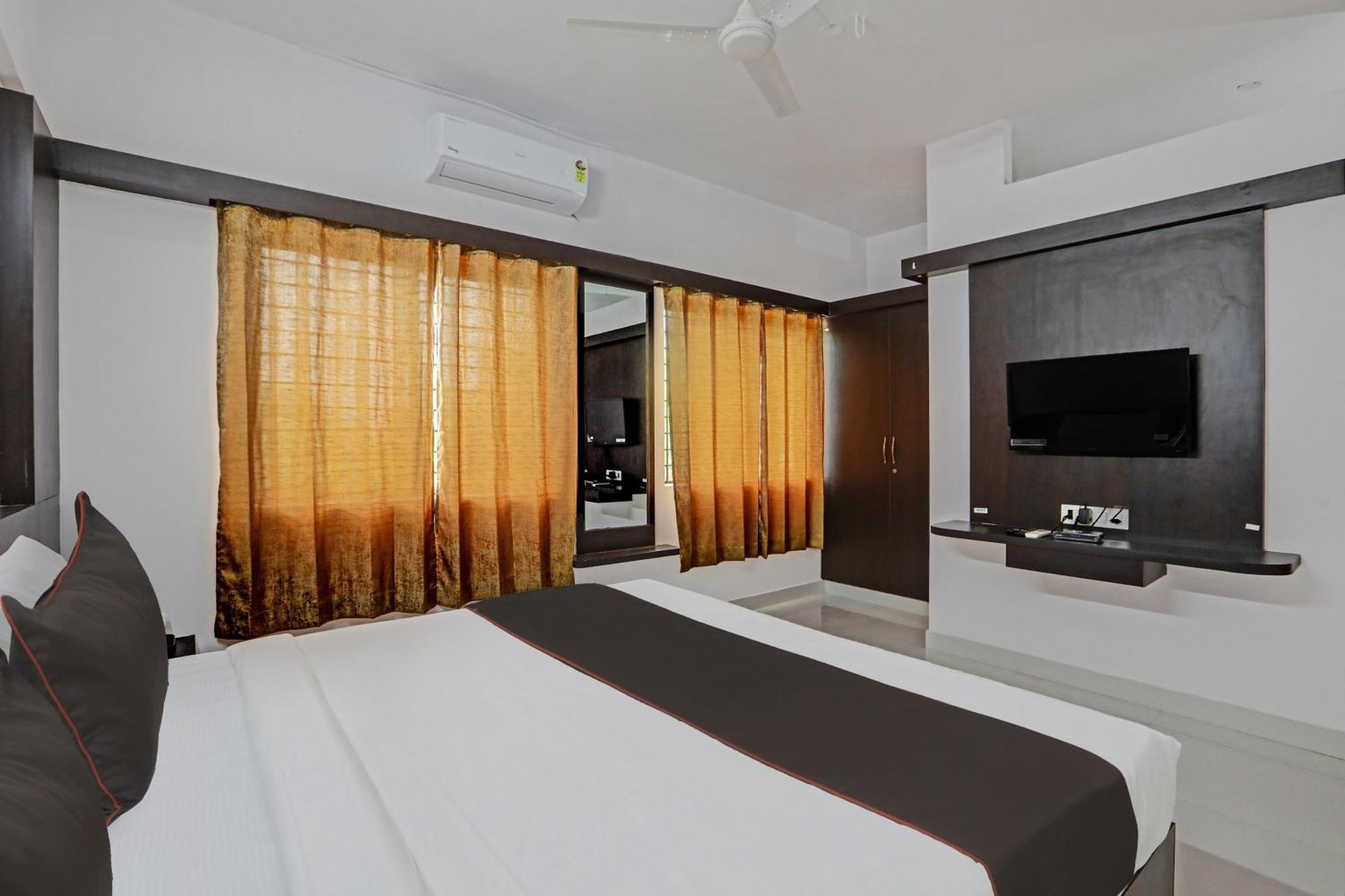 Collection O Emara Grand Hotel Mysore