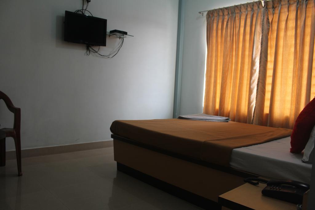 Kalyani Hotel 2*